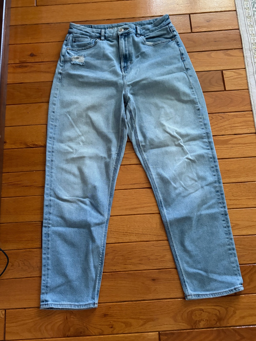 American Eagle Curvy Mom Jean